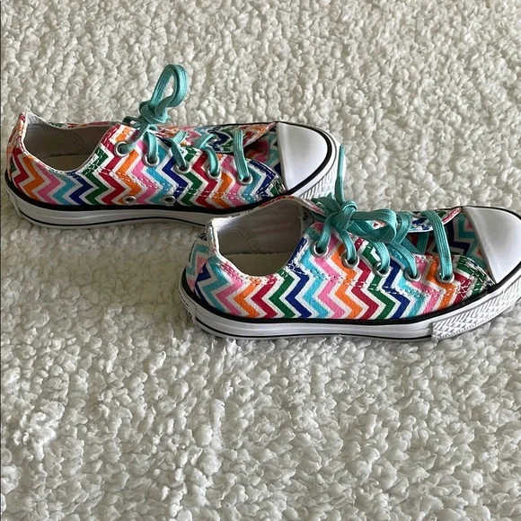 Converse All Star Colorful Chevron Kids Sneakers size 13youth - Picture 10 of 12